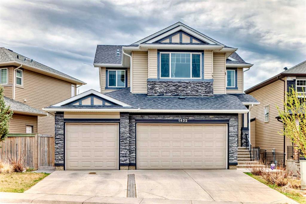 Picture of 1432 Panatella Boulevard NW, Calgary Real Estate Listing