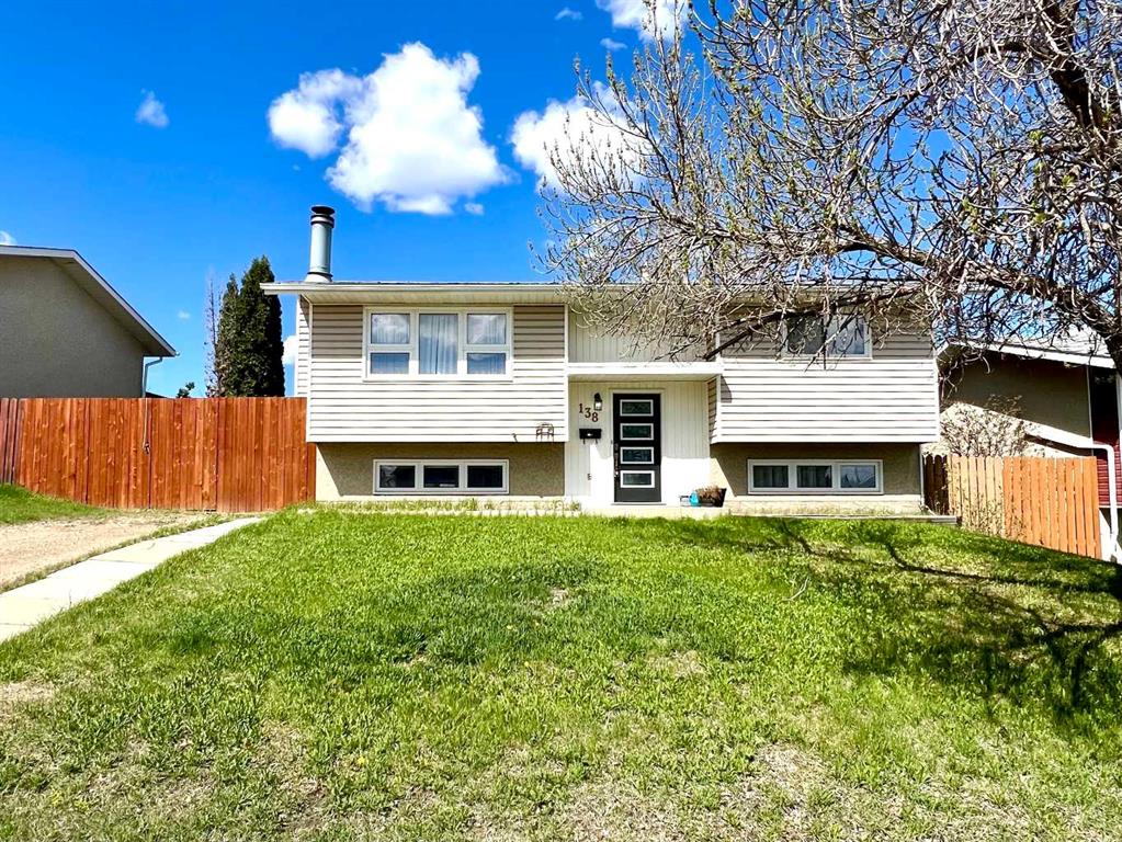 Picture of 138 Sitka Drive , Fort McMurray Real Estate Listing
