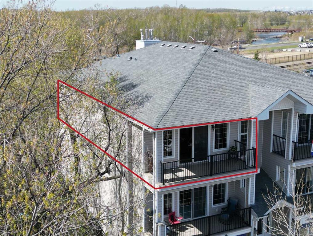 Picture of 303, 29 N Railway Street , Okotoks Real Estate Listing