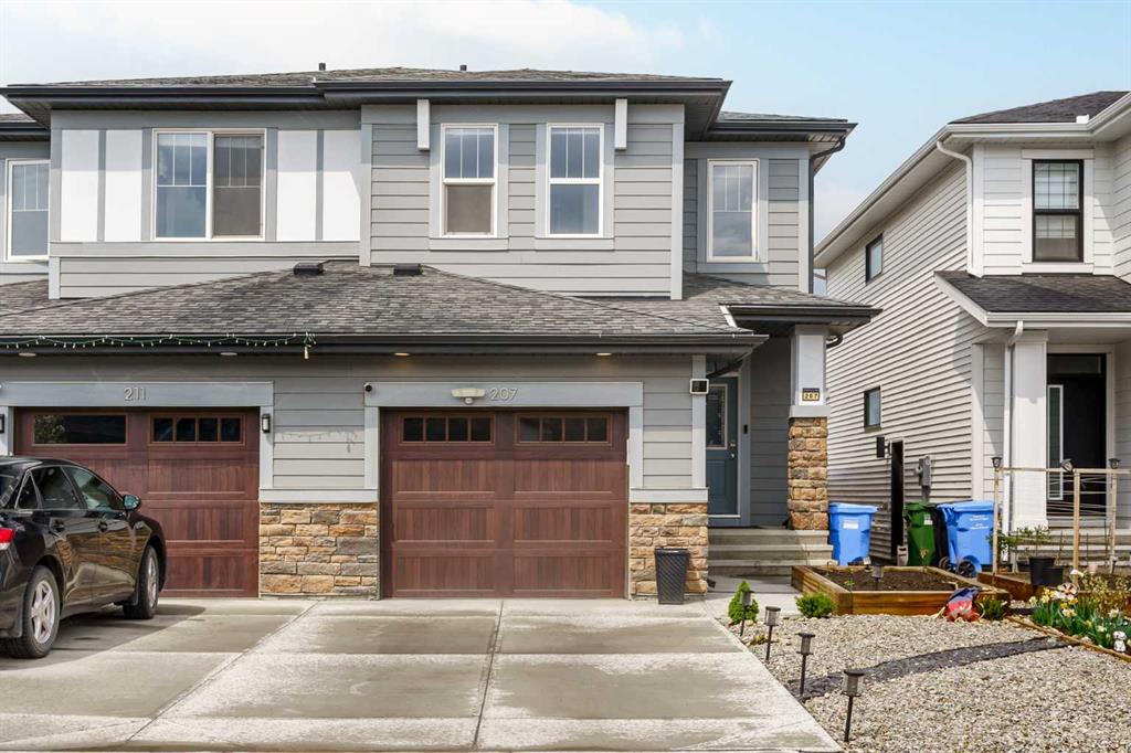 Picture of 207 Creekstone Way SW, Calgary Real Estate Listing