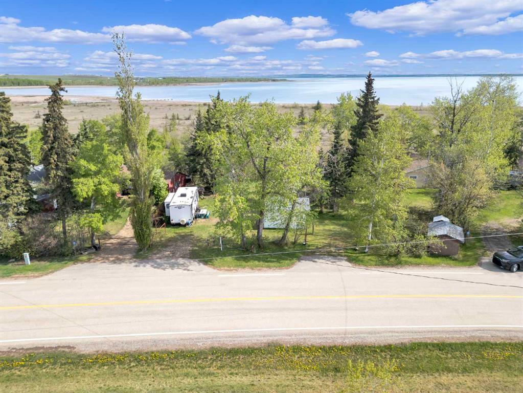 Picture of 296, 40422 Range Road 10  , Rural Lacombe County Real Estate Listing