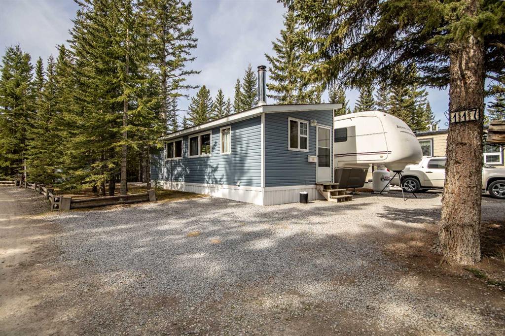 Picture of 117, 200 4 Avenue SW, Sundre Real Estate Listing