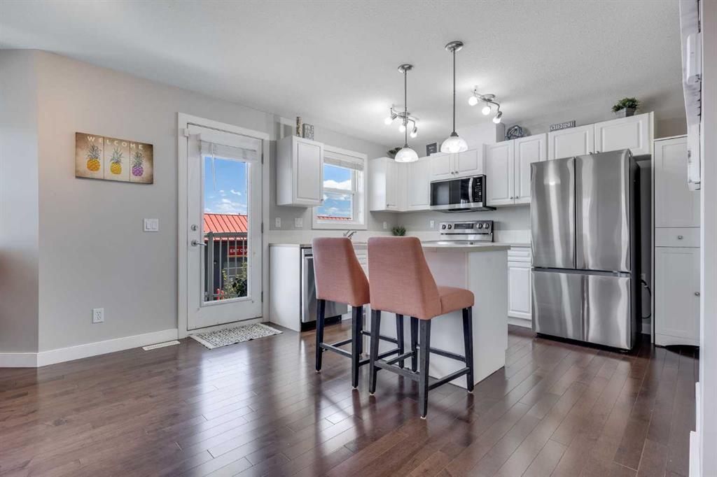 Picture of 306, 50 Westland Road , Okotoks Real Estate Listing