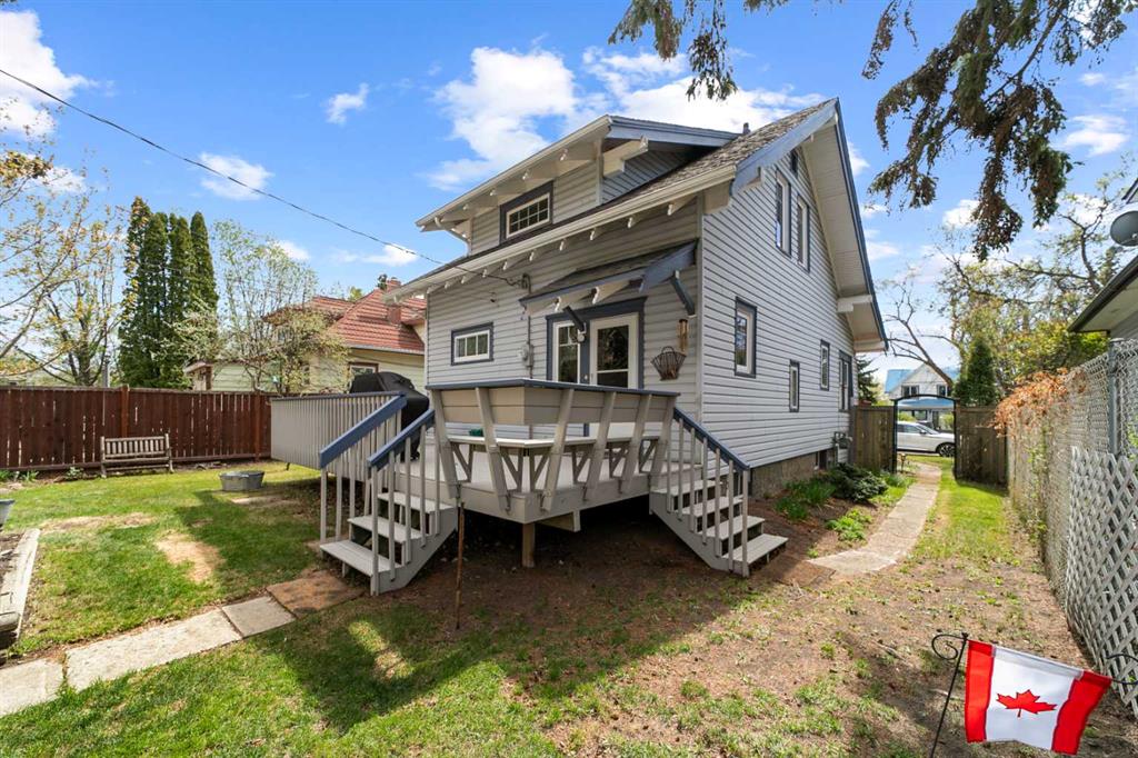 Picture of 5318 49 Avenue , Camrose Real Estate Listing