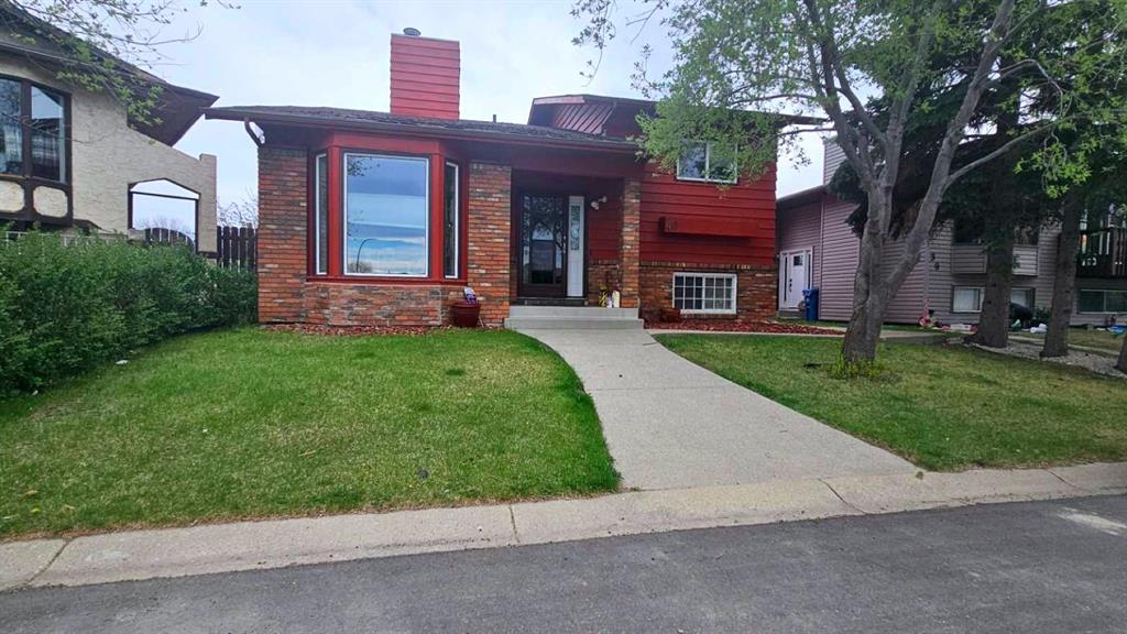 Picture of 40 Whitworth Place NE, Calgary Real Estate Listing