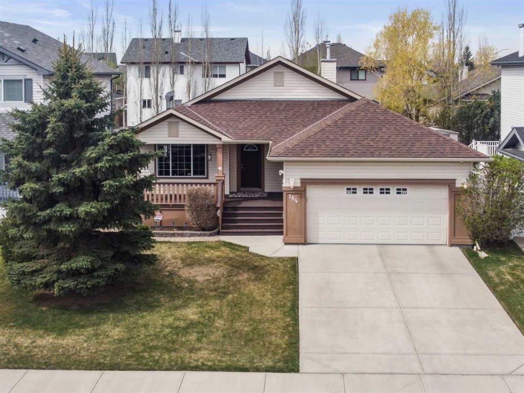 Picture of 164 West Creek Boulevard , Chestermere Real Estate Listing
