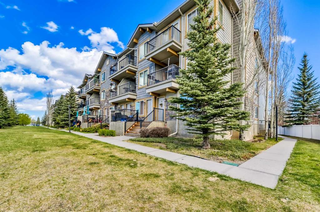 Picture of 308 Mckenzie Towne Lane SE, Calgary Real Estate Listing