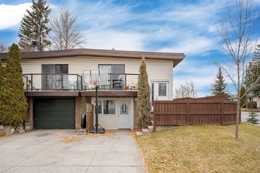 Picture of 7002 54 Avenue NW, Calgary Real Estate Listing