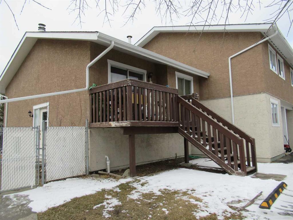 Picture of 18, 420 Center  , Sundre Real Estate Listing