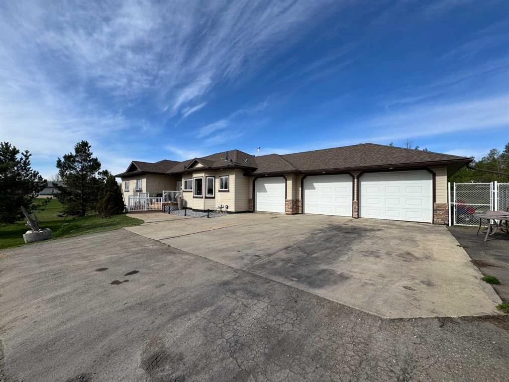 Picture of 3104 111 Street , Rural Grande Prairie No. 1, County of Real Estate Listing