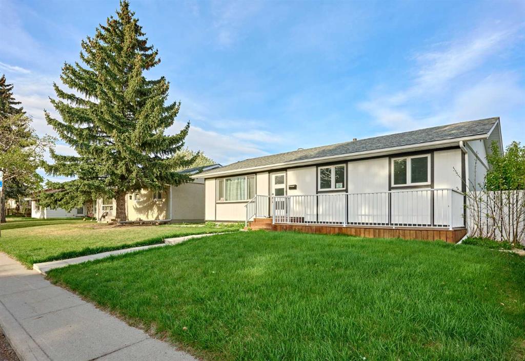Picture of 7008 Hunterview Drive NW, Calgary Real Estate Listing