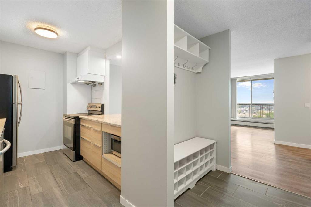 Picture of 1604, 4944 Dalton Drive NW, Calgary Real Estate Listing