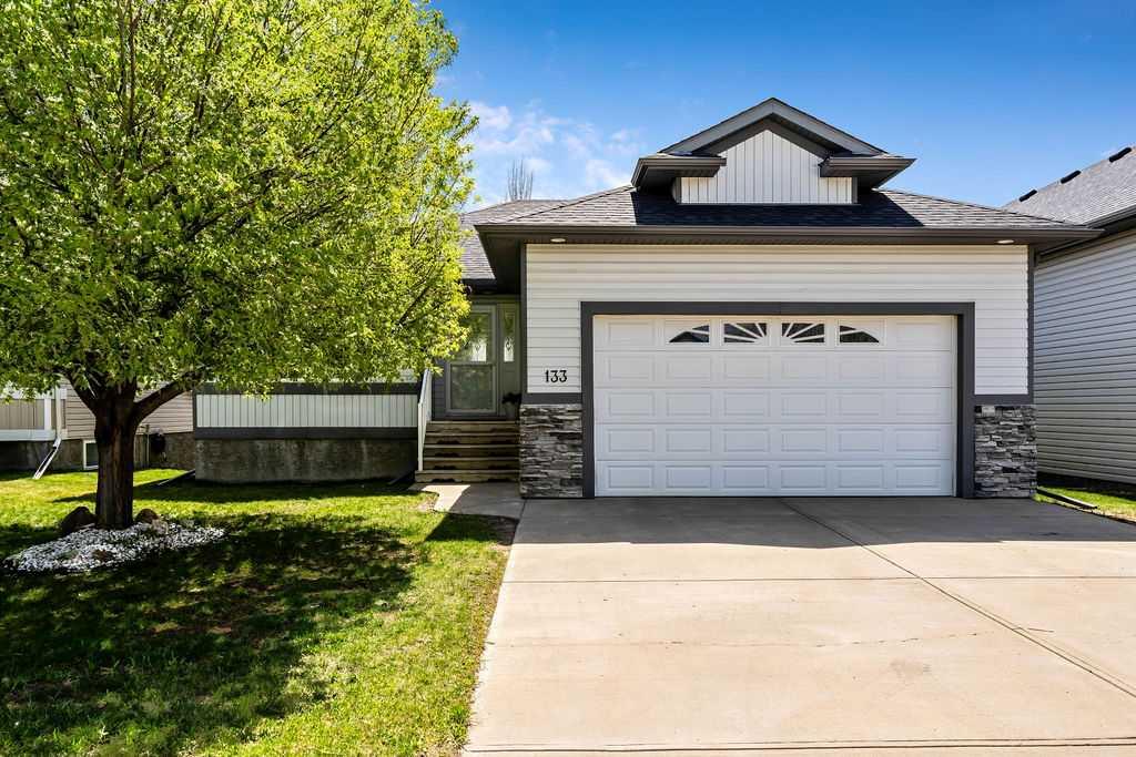 Picture of 133 Parklane Drive , Strathmore Real Estate Listing