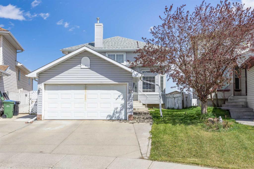 Picture of 151 Appleglen Park SE, Calgary Real Estate Listing
