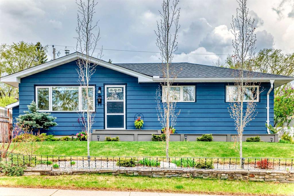 Picture of 51 Fairview Crescent SE, Calgary Real Estate Listing