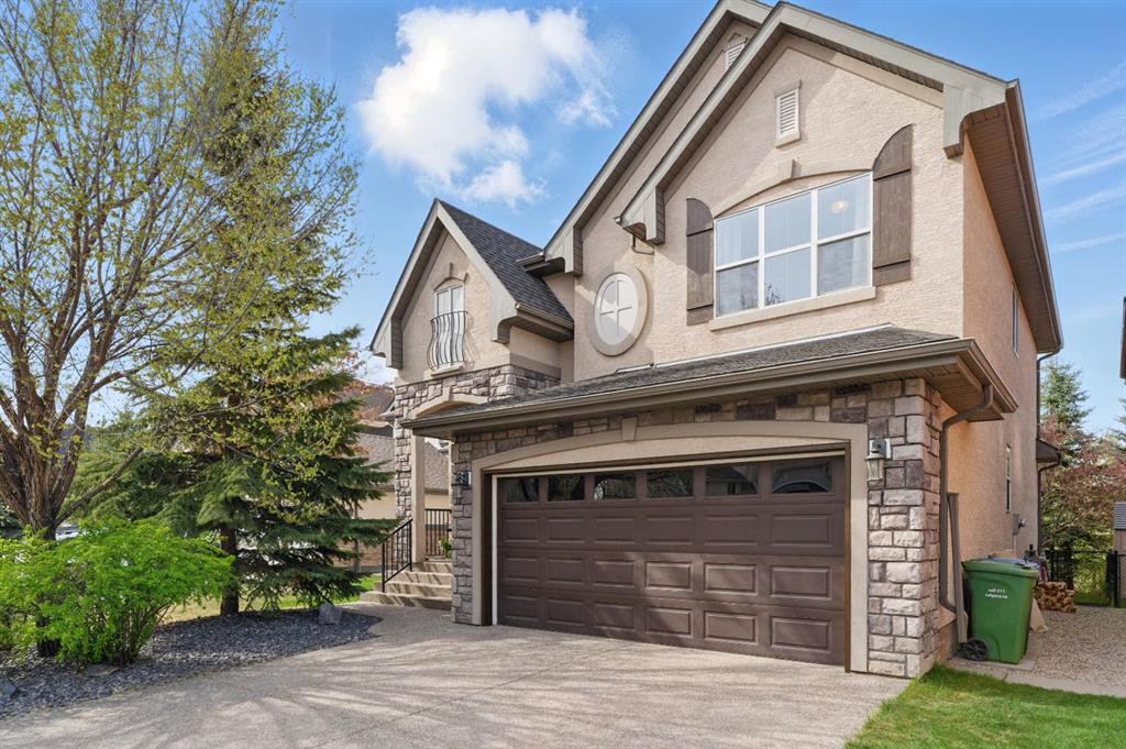 Picture of 327 Cranleigh View SE, Calgary Real Estate Listing
