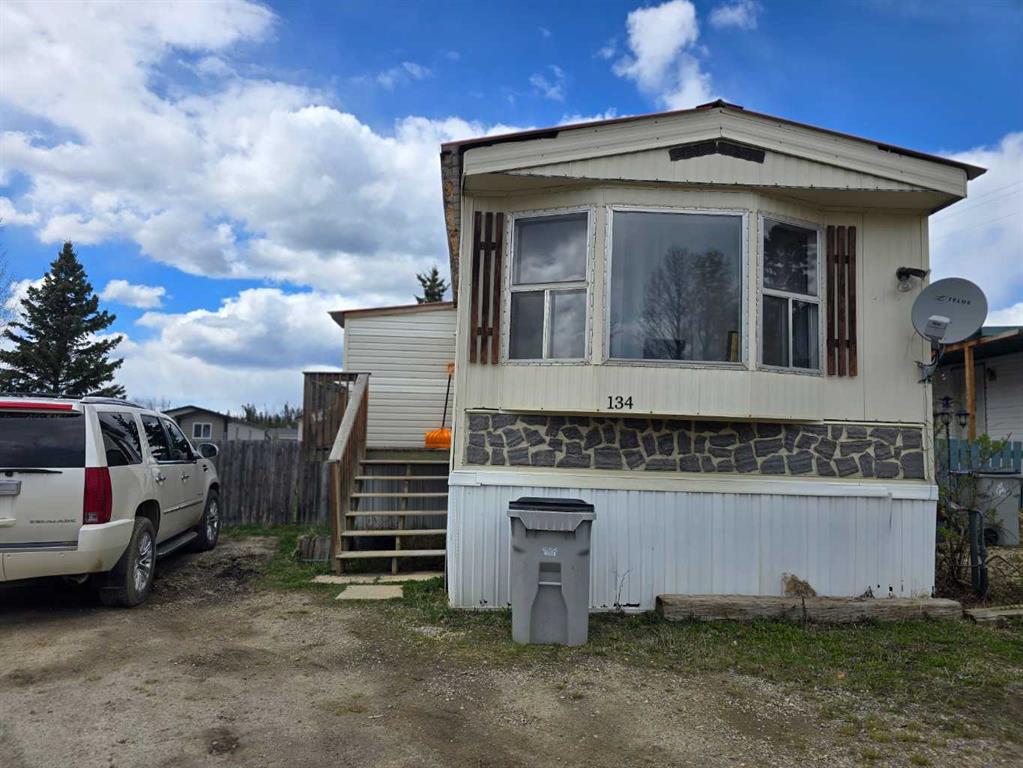 Picture of 134, 810 56 Street  , Edson Real Estate Listing