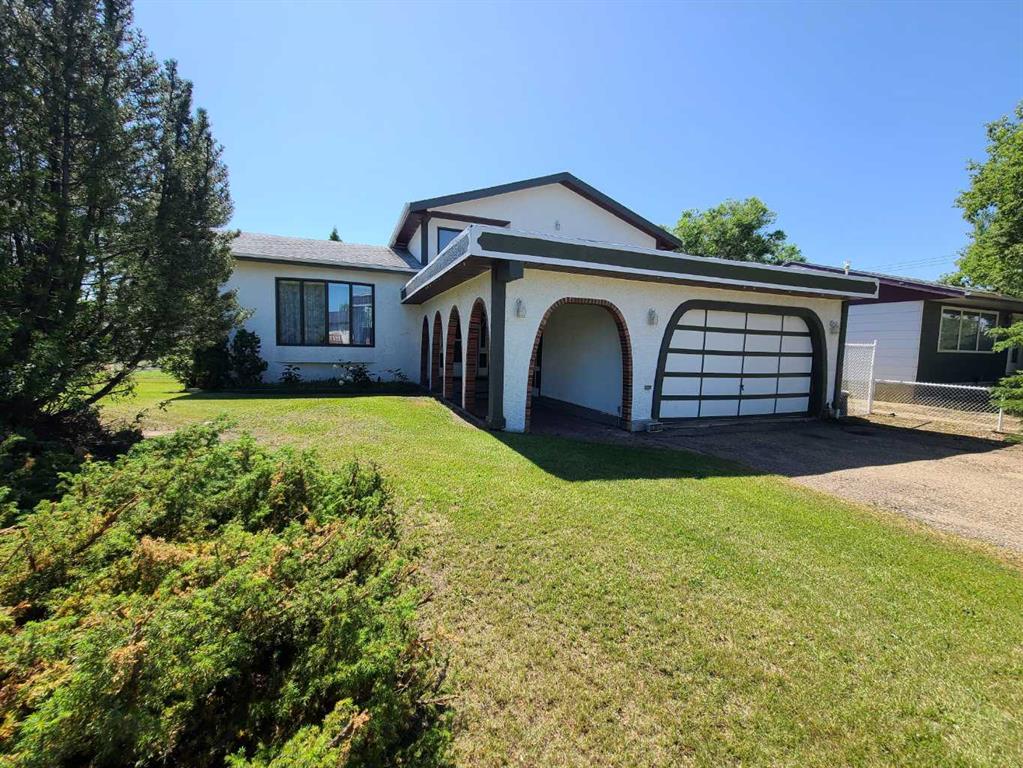 Picture of 5301 49 Avenue , Grimshaw Real Estate Listing