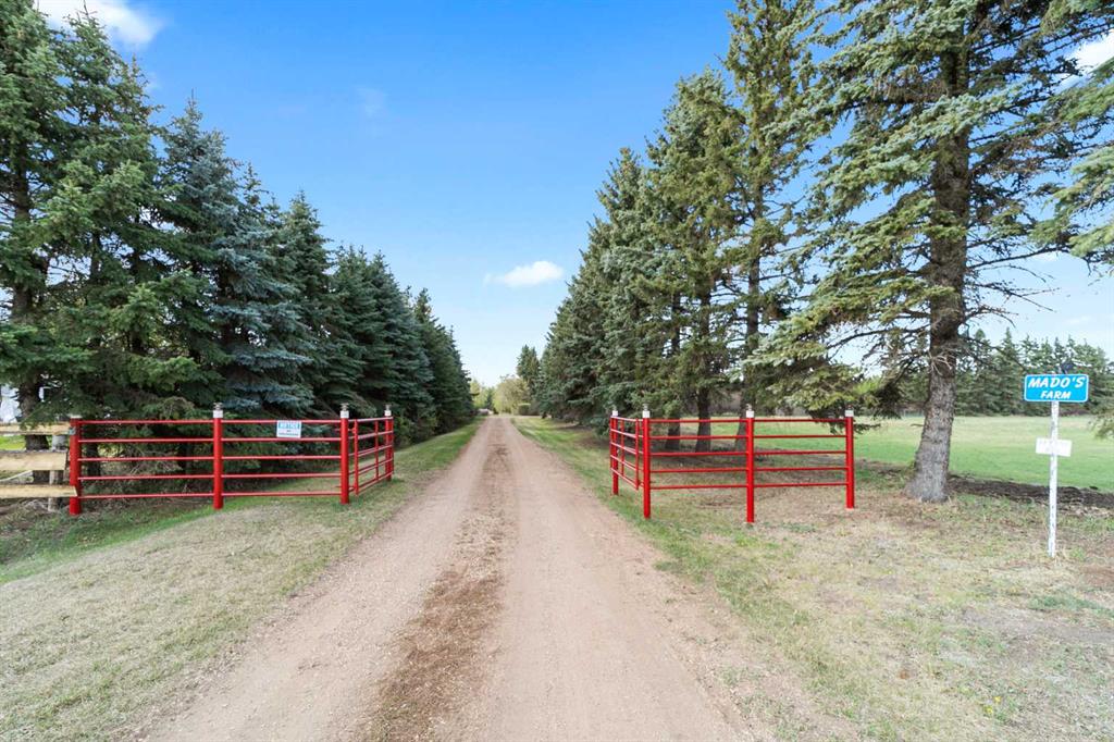 Picture of 163062 Township Road 565  , Rural Lamont County Real Estate Listing