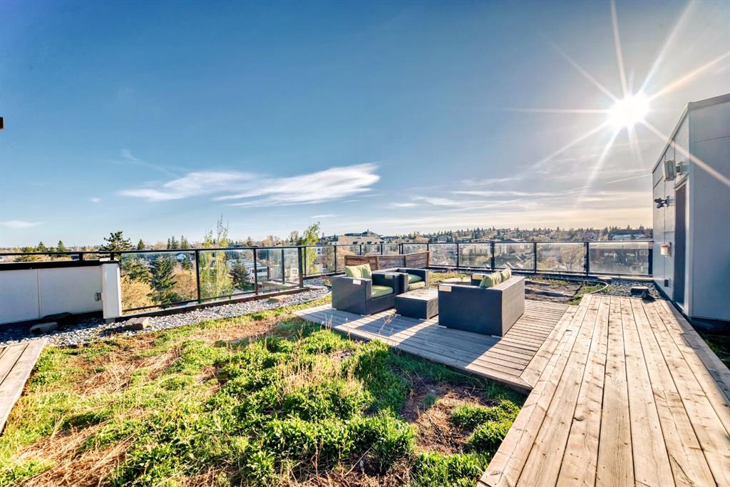 Picture of 13, 1521 26 Avenue SW, Calgary Real Estate Listing