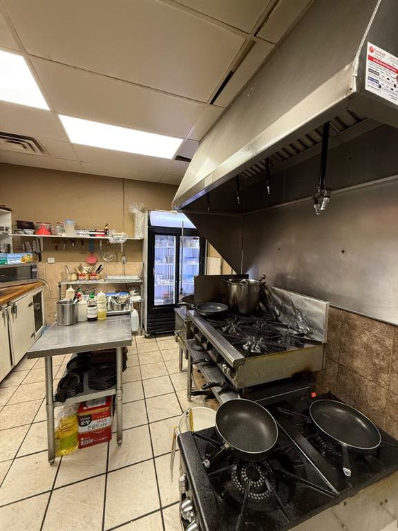 Picture of 123 Restaurant Avenue , Calgary Real Estate Listing