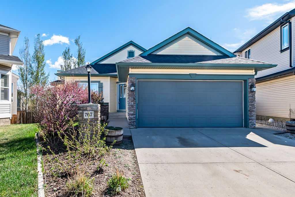 Picture of 767 Cimarron Close , Okotoks Real Estate Listing