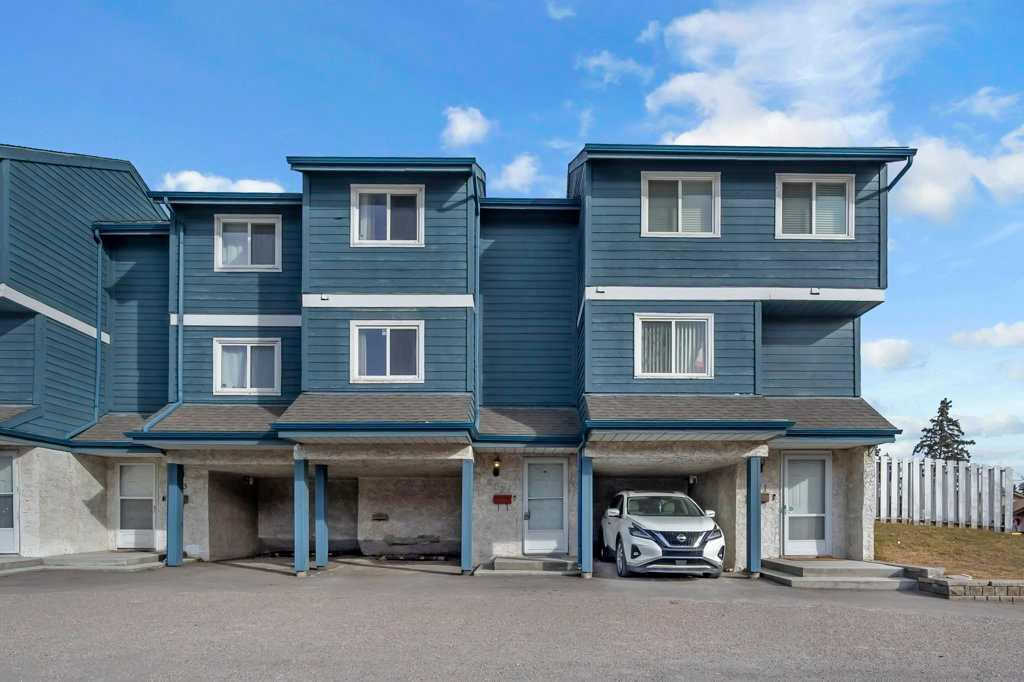 Picture of 602, 919 38 Street NE, Calgary Real Estate Listing