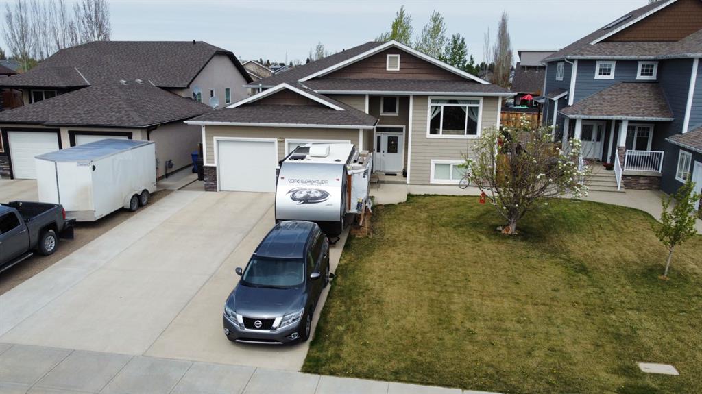 Picture of 2212 28 Avenue , Coaldale Real Estate Listing
