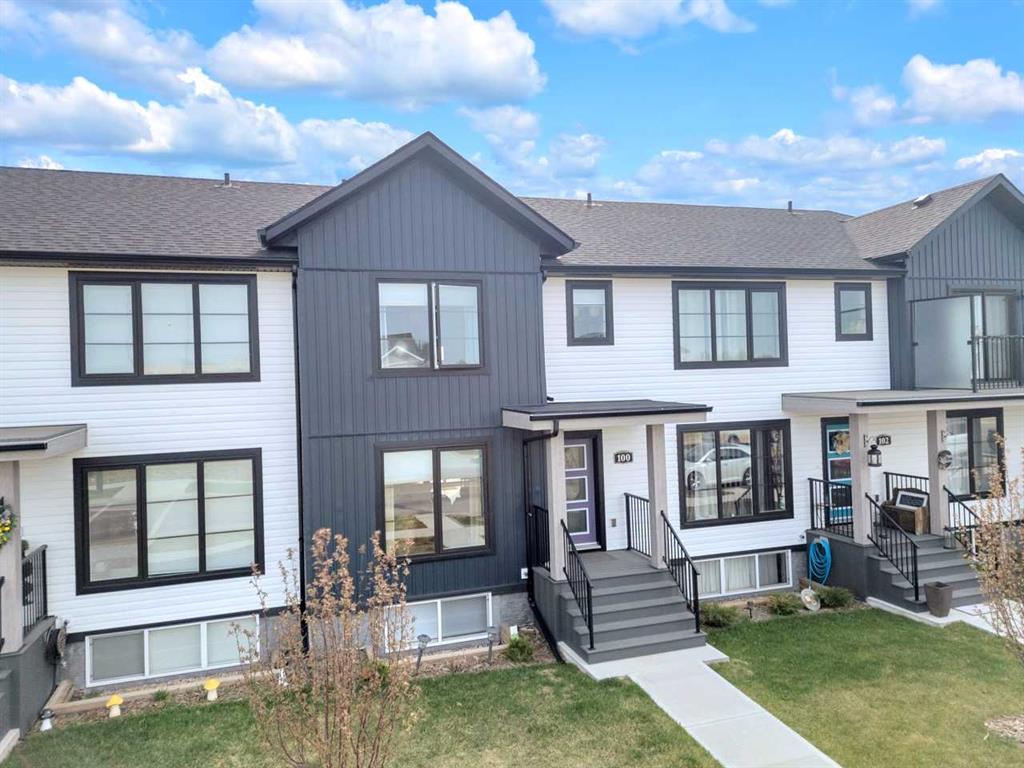 Picture of 100 Crestview Boulevard , Sylvan Lake Real Estate Listing