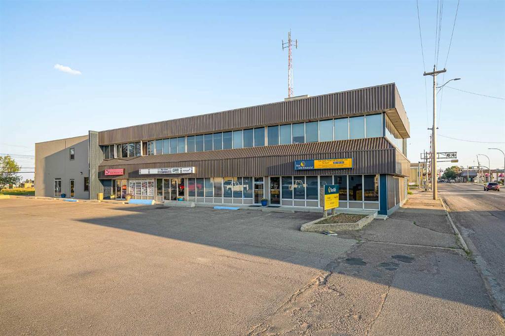 Picture of 208, 5303 50 Avenue , Lloydminster Real Estate Listing