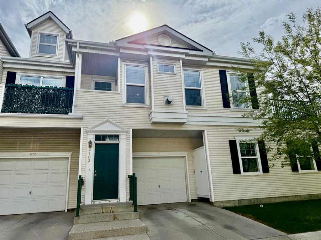Picture of 102 Prestwick Gardens SE, Calgary Real Estate Listing