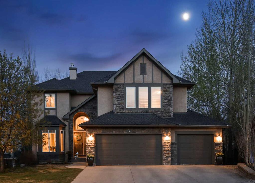 Picture of 14 Discovery Ridge Circle SW, Calgary Real Estate Listing