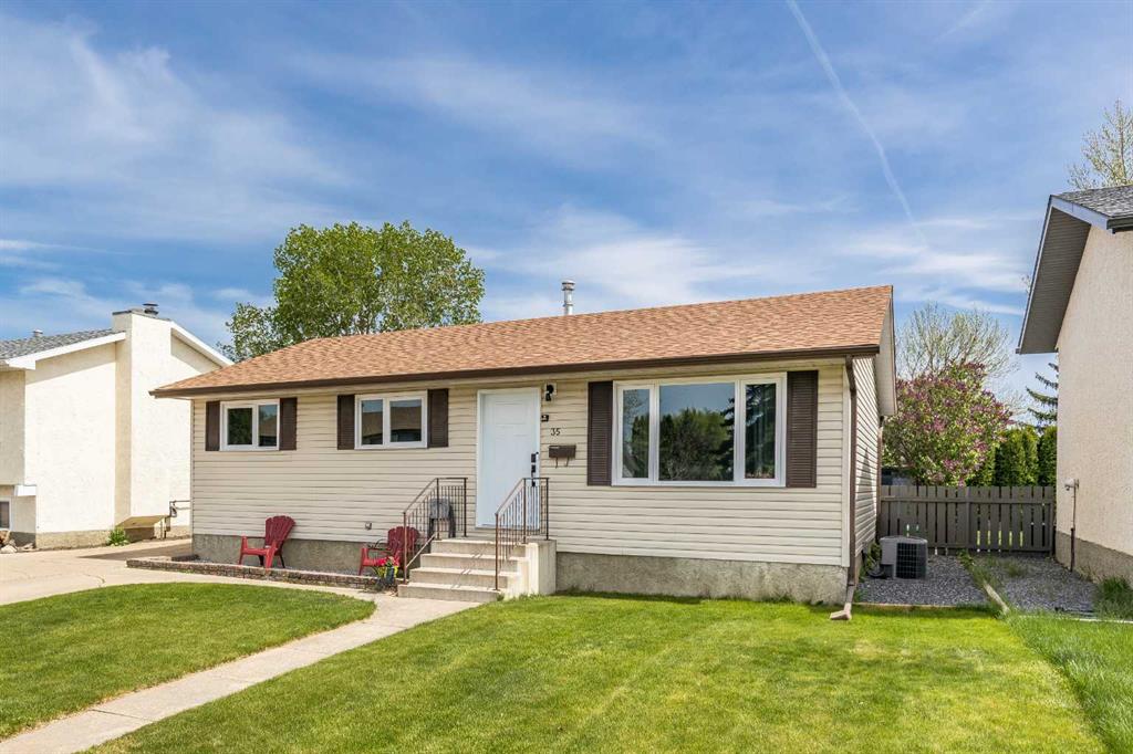 Picture of 35 Rossdale Avenue SE, Medicine Hat Real Estate Listing