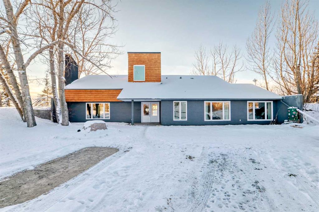 Picture of 323 Shore Drive , Rural Rocky View County Real Estate Listing