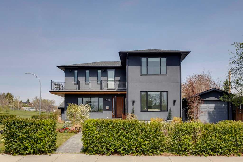 Picture of 1104 Trafford Drive NW, Calgary Real Estate Listing