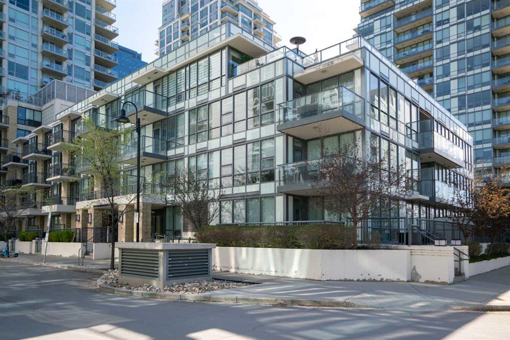 Picture of 303, 51 Waterfront Mews SW, Calgary Real Estate Listing