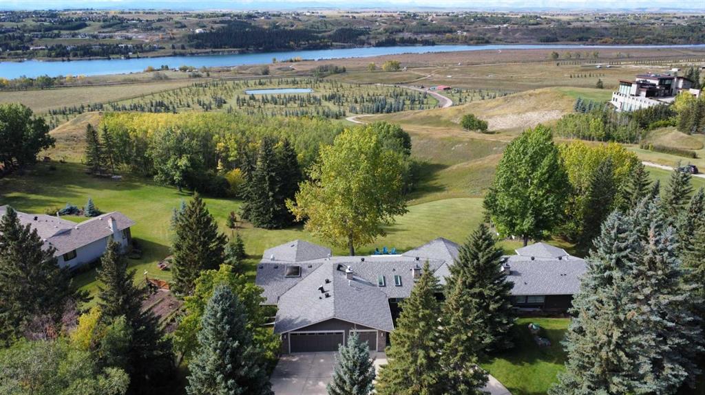 Picture of 117 Bearspaw Village Crescent , Rural Rocky View County Real Estate Listing