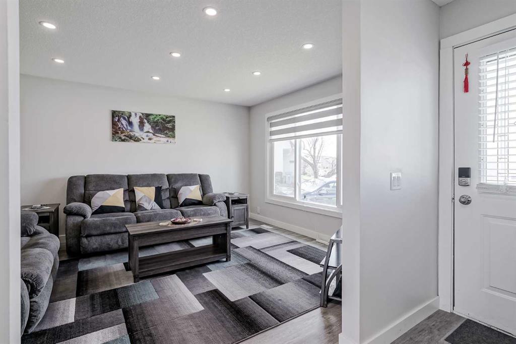 Picture of 83 Aberdare Road NE, Calgary Real Estate Listing