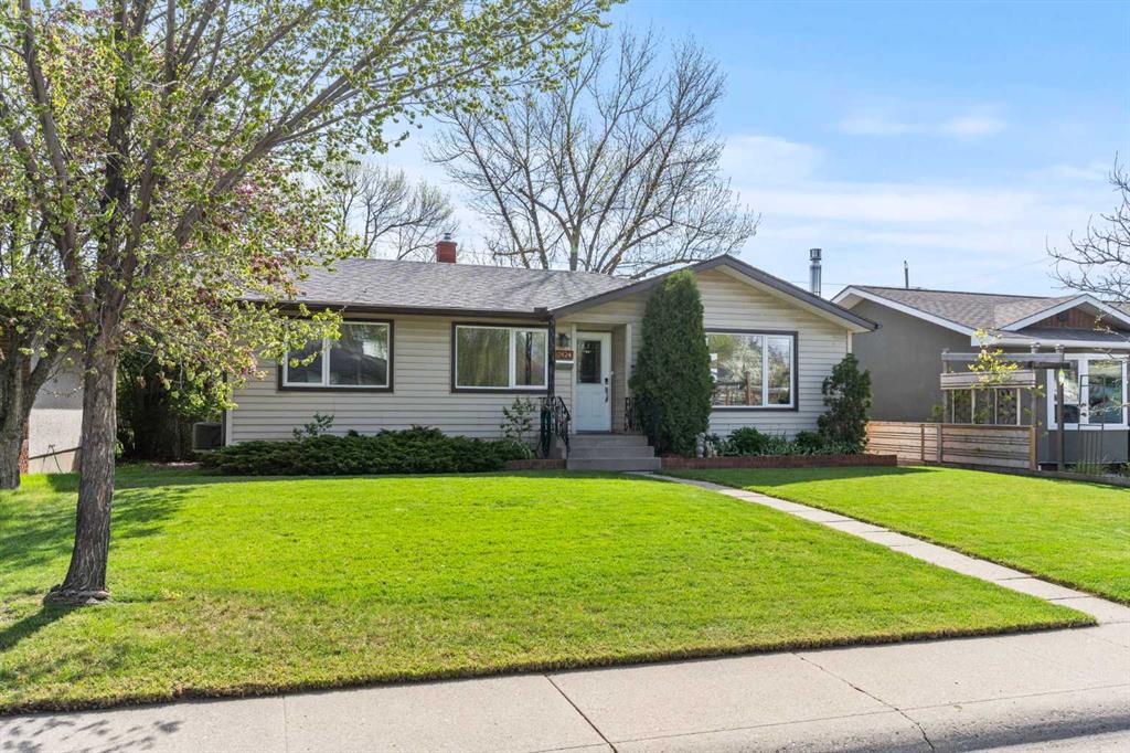 Picture of 7424 Fleetwood Drive SE, Calgary Real Estate Listing