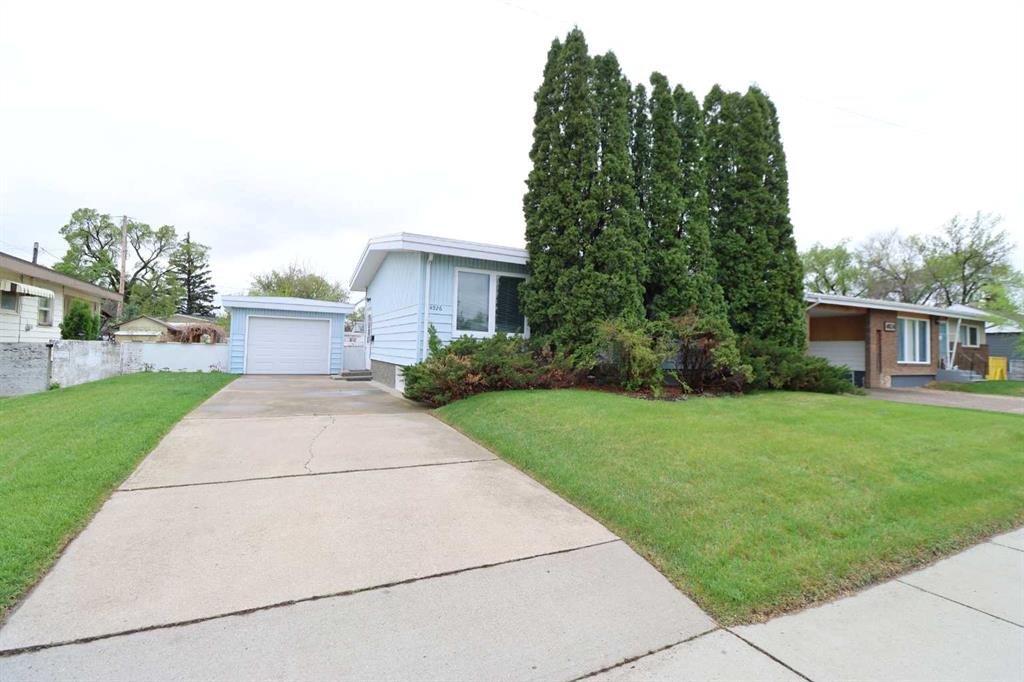 Picture of 4926 55 ave  , Taber Real Estate Listing