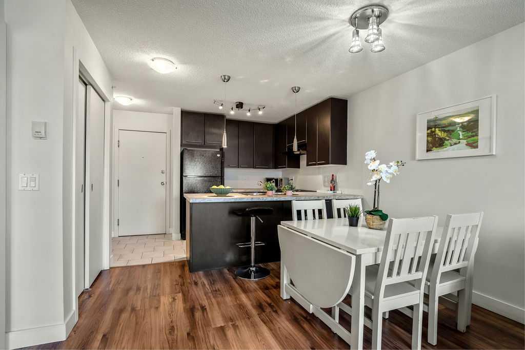 Picture of 410, 35 Richard Court SW, Calgary Real Estate Listing