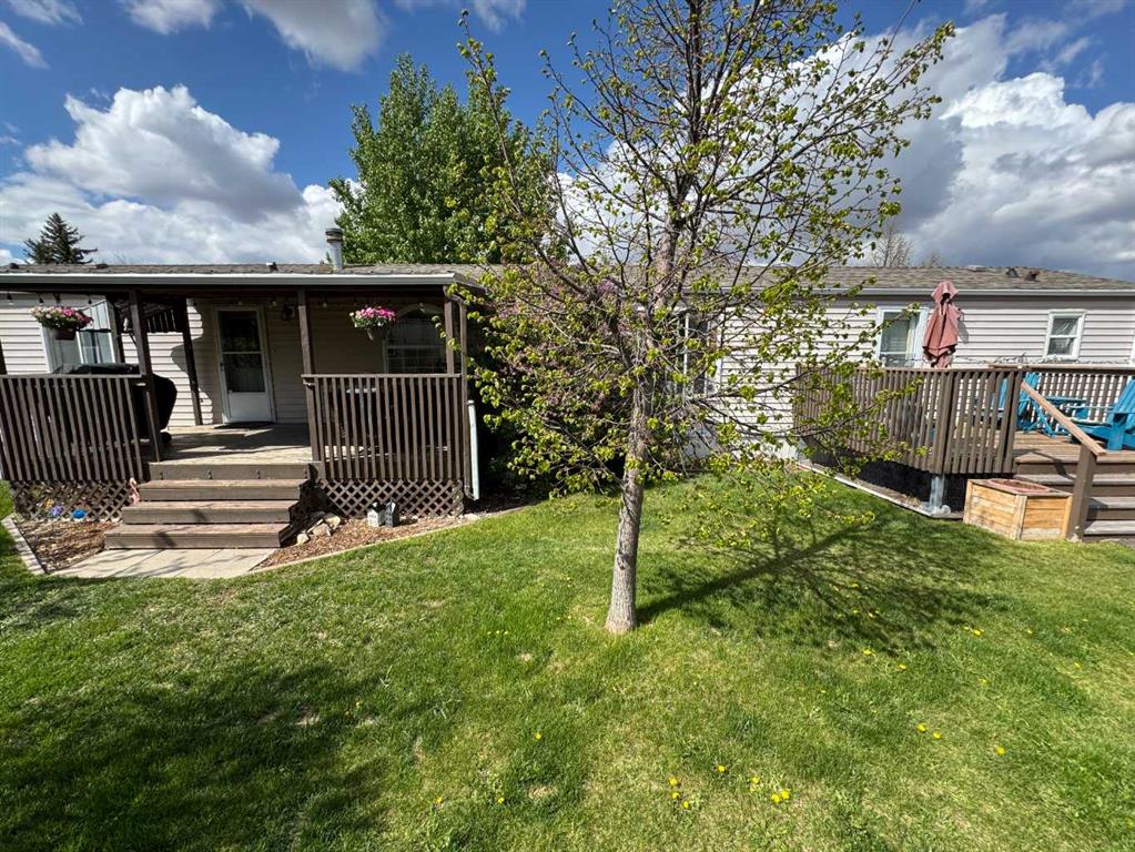 Picture of 844 3 Street W, Cardston Real Estate Listing