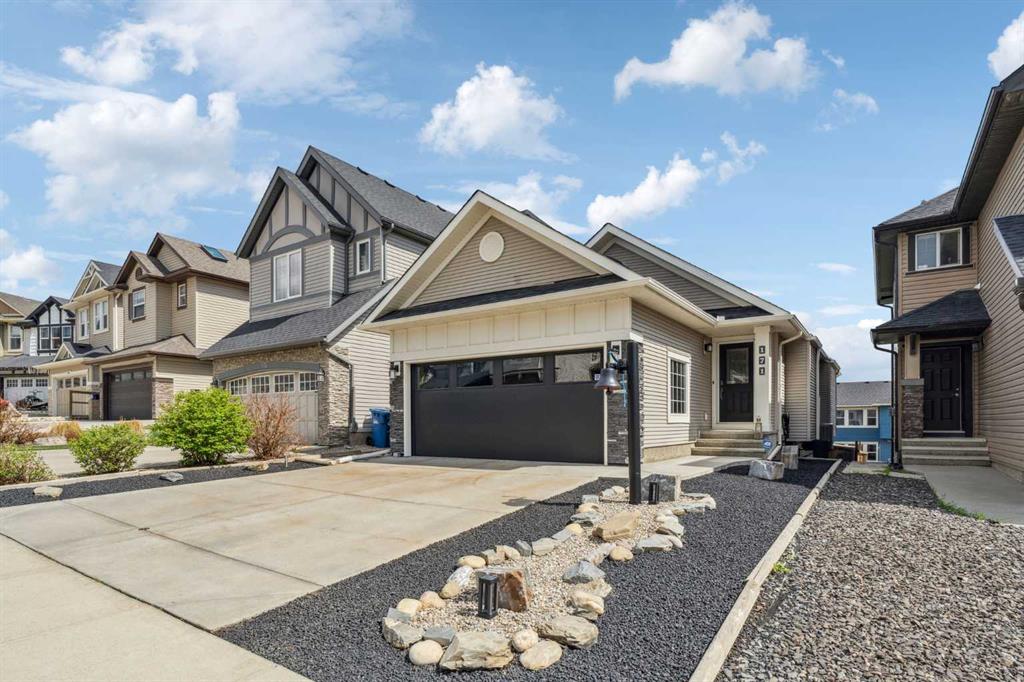 Picture of 171 Sage Valley Green NW, Calgary Real Estate Listing