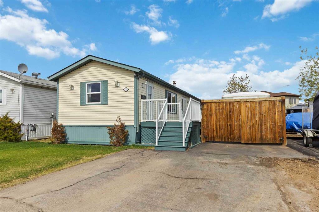 Picture of 233 Mckinlay Crescent , Fort McMurray Real Estate Listing