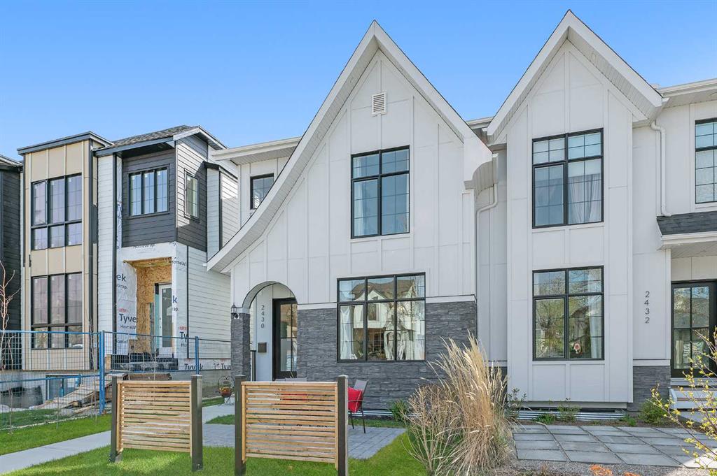 Picture of 2430 27 Street SW, Calgary Real Estate Listing