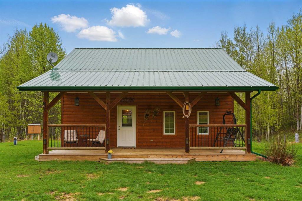 Picture of 42042 Twp Rd 464  , Winfield Real Estate Listing
