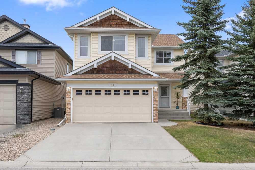 Picture of 43 Cougar Ridge Crescent SW, Calgary Real Estate Listing
