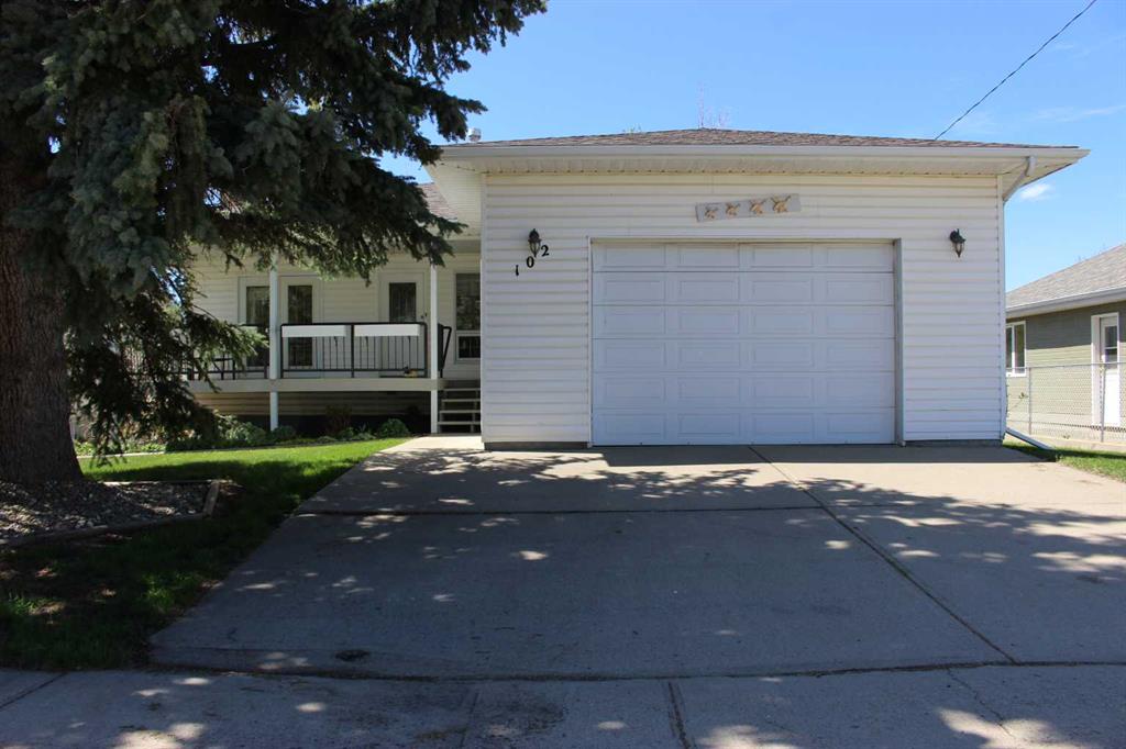 Picture of 102 4 Street , Picture Butte Real Estate Listing