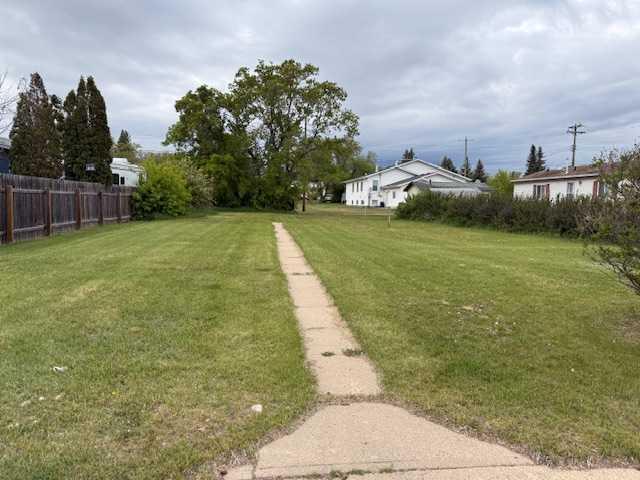 Picture of 4928 47 Street , Hardisty Real Estate Listing