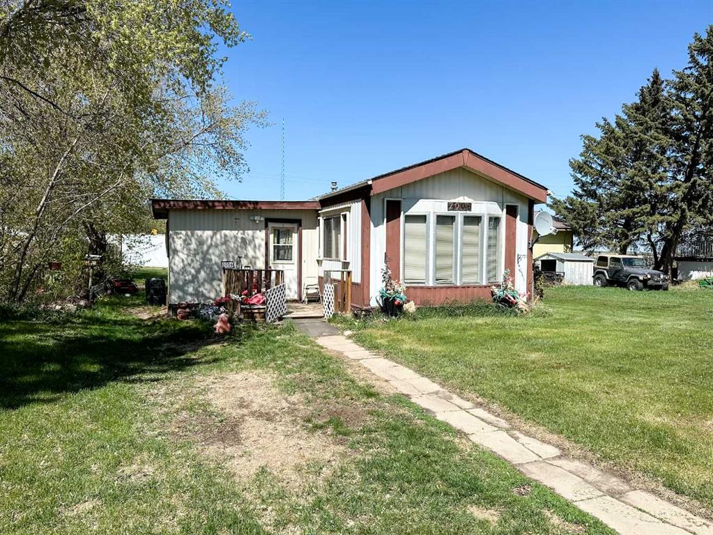 Picture of 2006 Haviland Street , Donalda Real Estate Listing